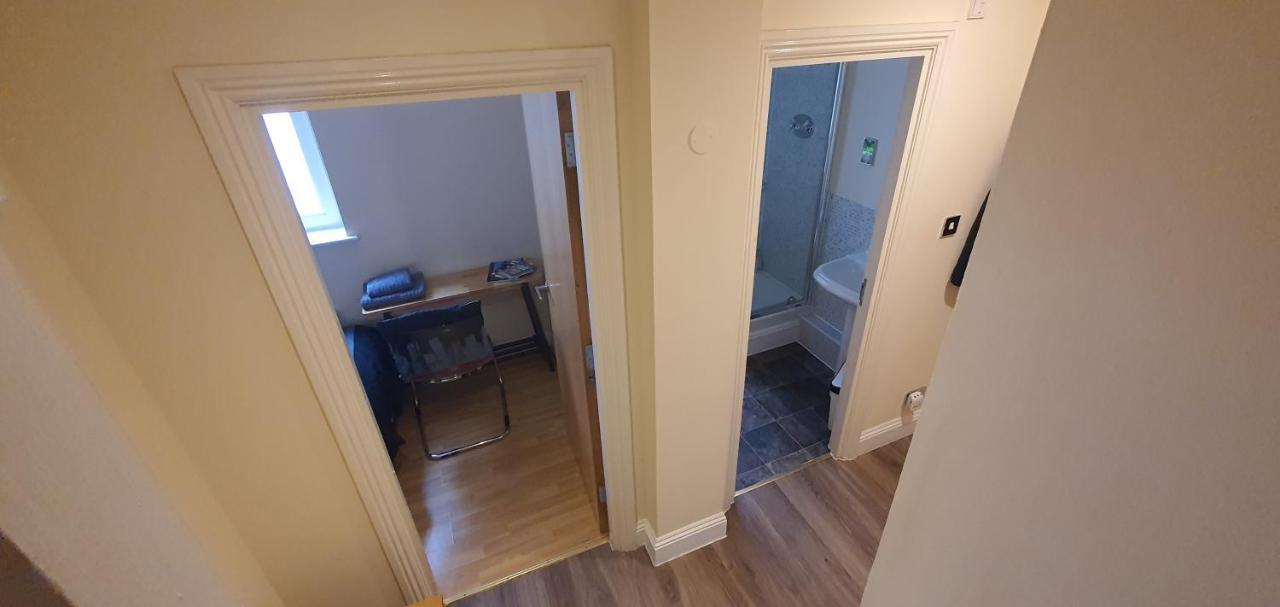Double Room&Private Bath Near The Square Mile 伦敦 外观 照片
